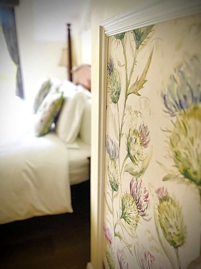 Photo 1 of 7 of 1 King Bed