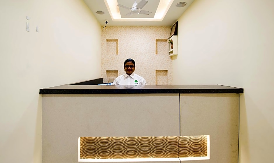 Treebo King'S Court Chandrasekharpur