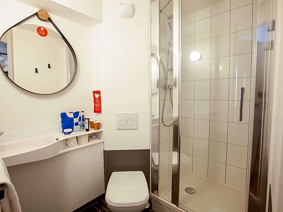 ibis Cherbourg La Glacerie