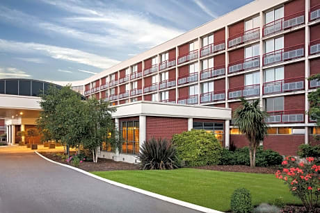 Crowne Plaza Heathrow By IHG