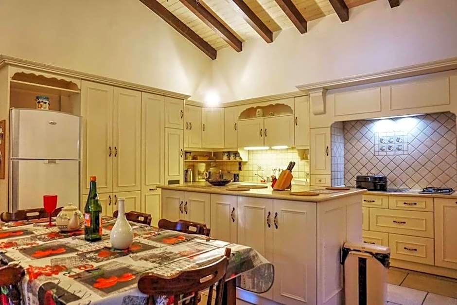 VILLA JUDI SLEEP 10, bedrooms 5, swimming pool