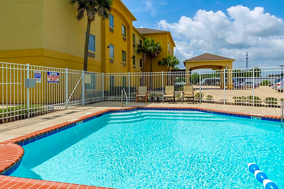 Comfort Inn & Suites Scott-West Lafayette