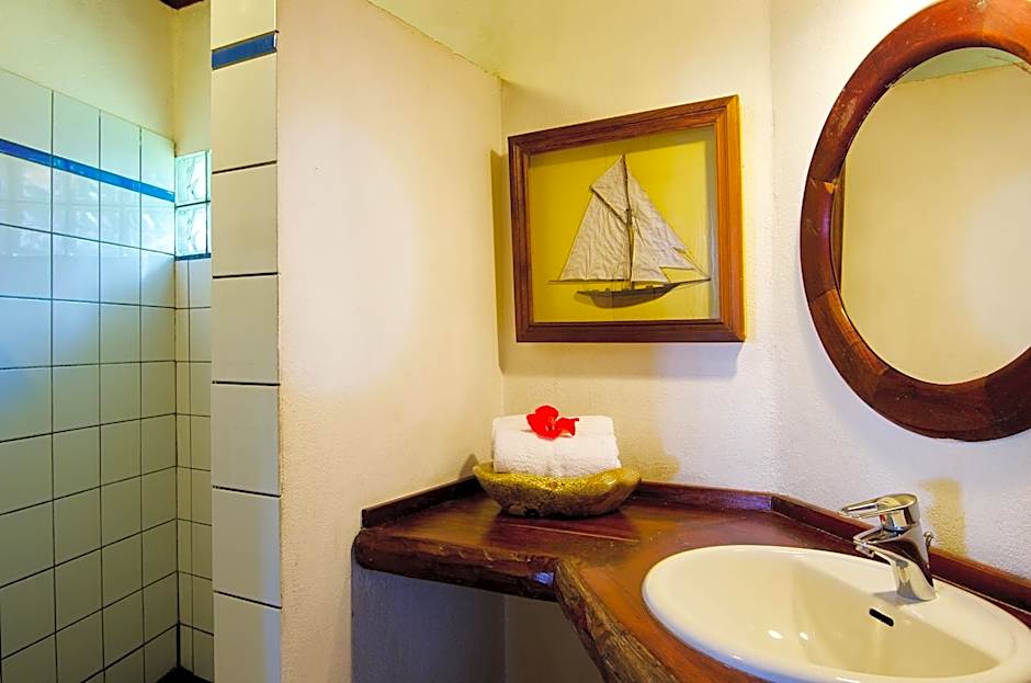 Princesse Bora Lodge & Spa