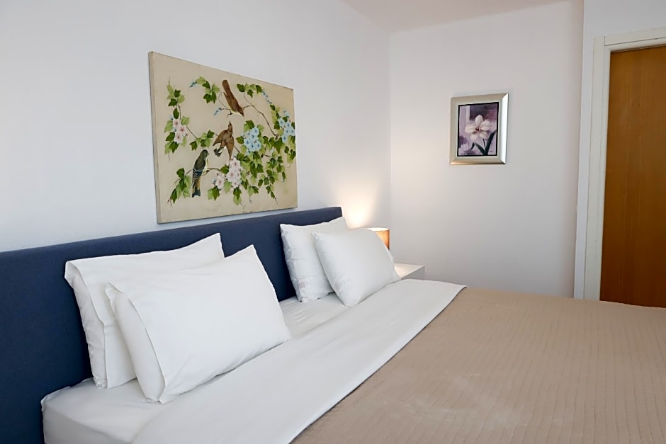 Kanapitsa Mare Hotel