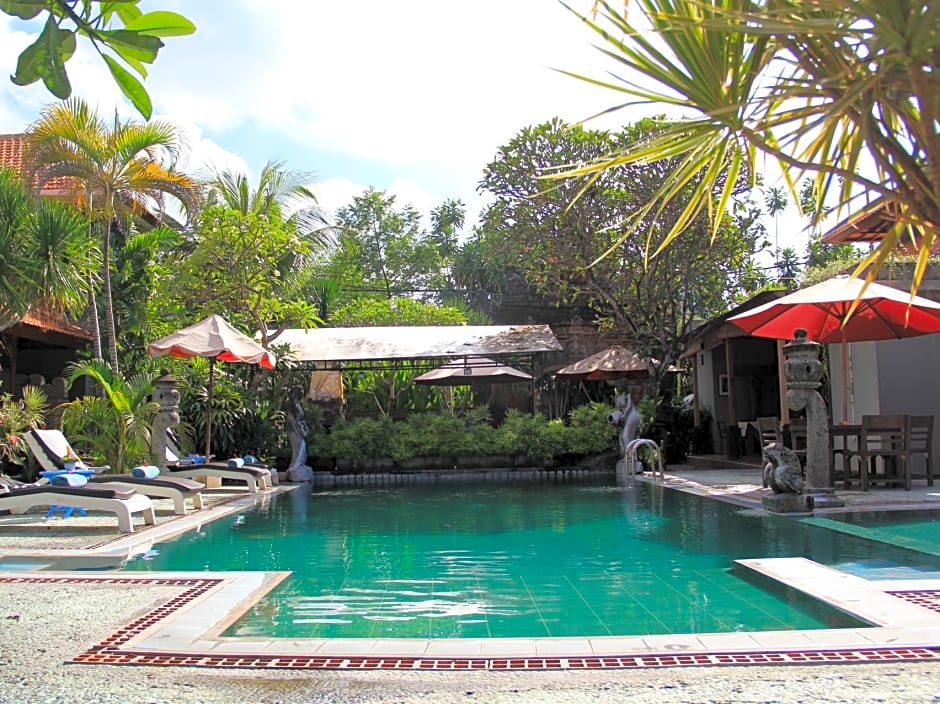 Puri Gopa Hotel
