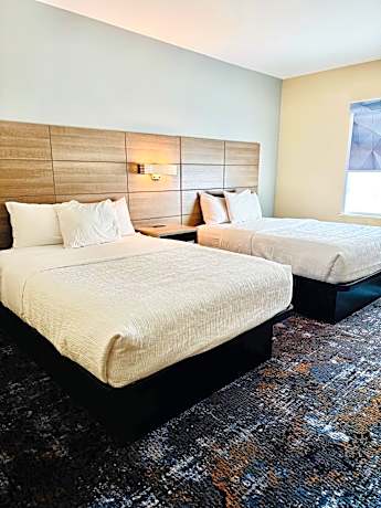 Double Room with Two Double Beds and Mobility/Hearing Impaired Access