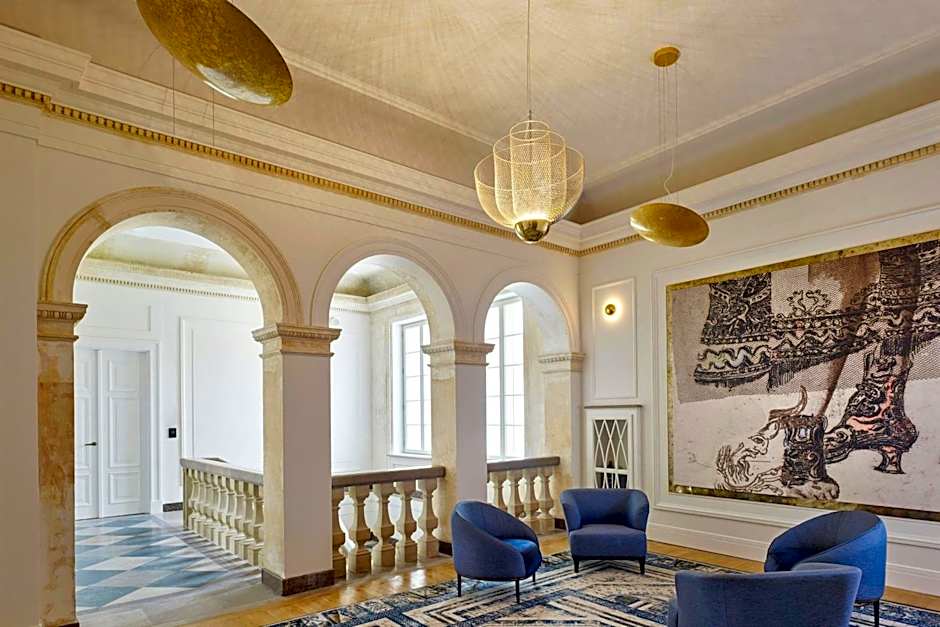 Hotel Verte, Warsaw, Autograph Collection