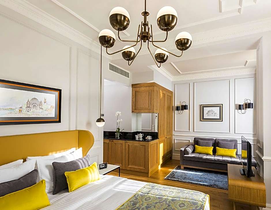 Nevv Bosphorus Hotel & Suites