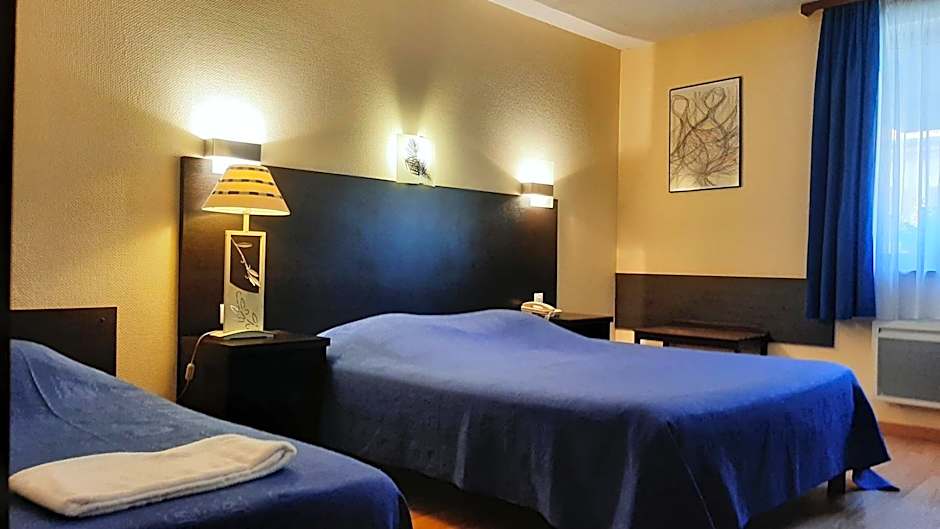 Hôtel Restaurant Aux Deux Roses