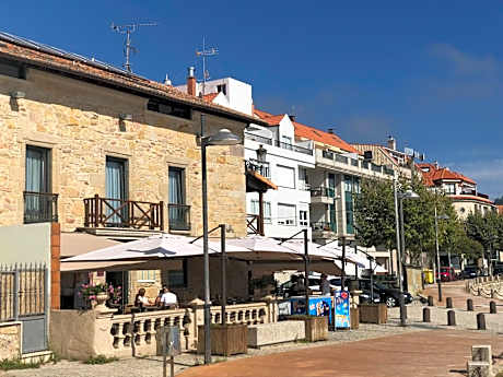 A Esmorga-Posada del Mar