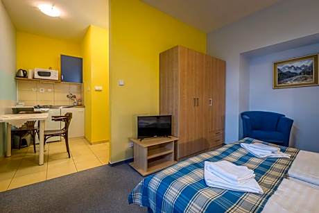 Studio Apartment with Balcony