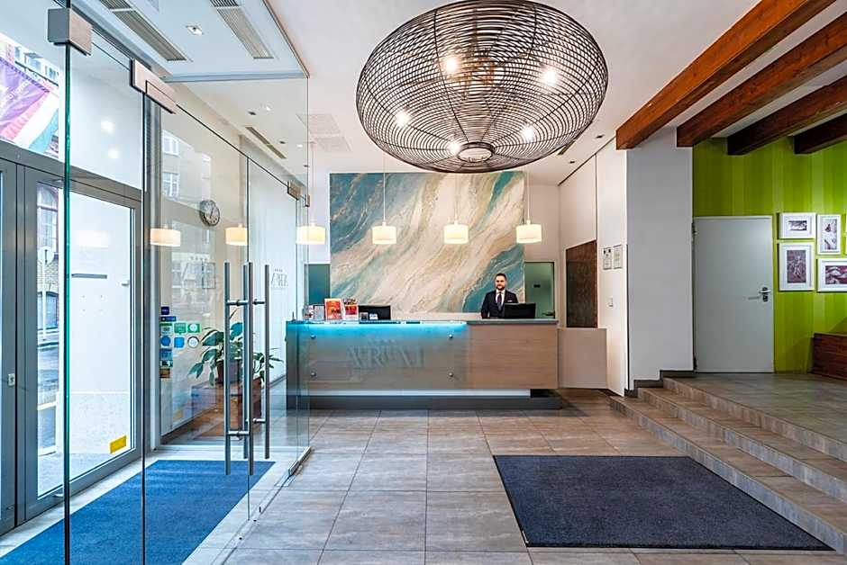 Atrium Fashion Hotel