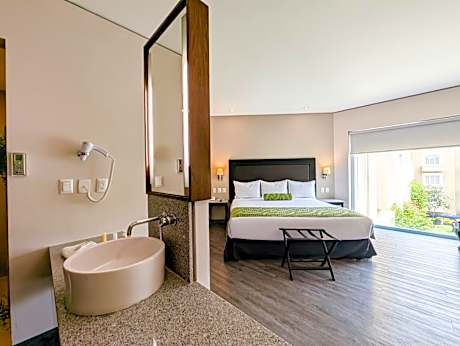 Executive King Room