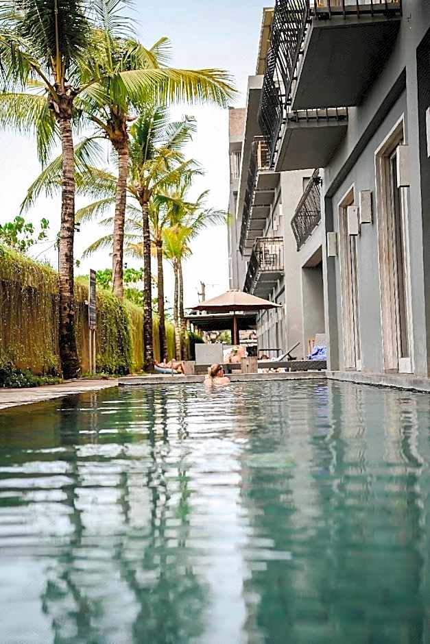 FRii Bali Echo Beach Hotel