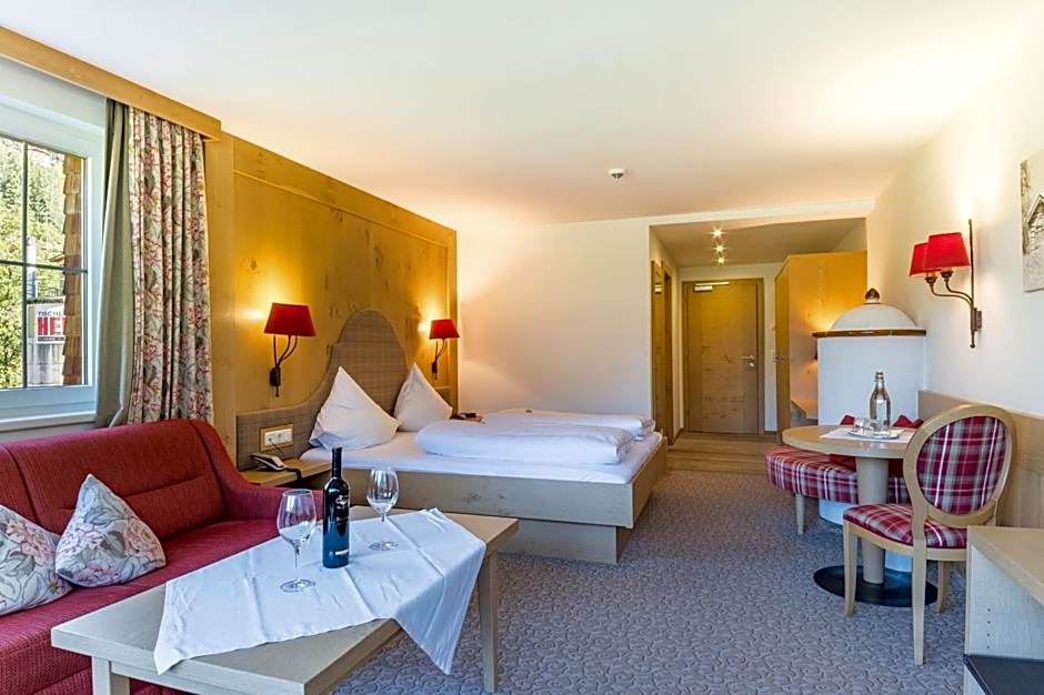 Photo 1 of 4 of Junior Suite