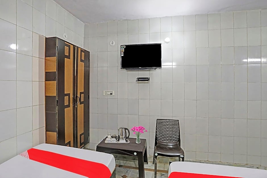 Flagship Maharaja Rooms & Stay – Noida, DC