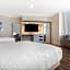 Cambria Hotel Calabasas - Malibu