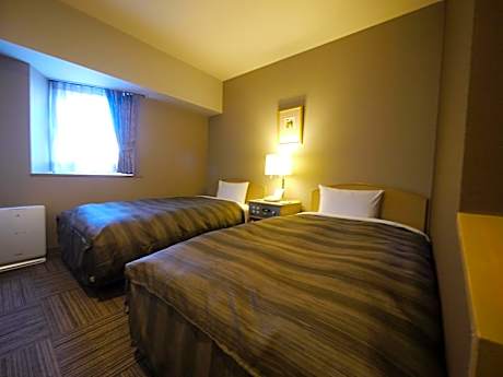 Twin Room - Non-Smoking