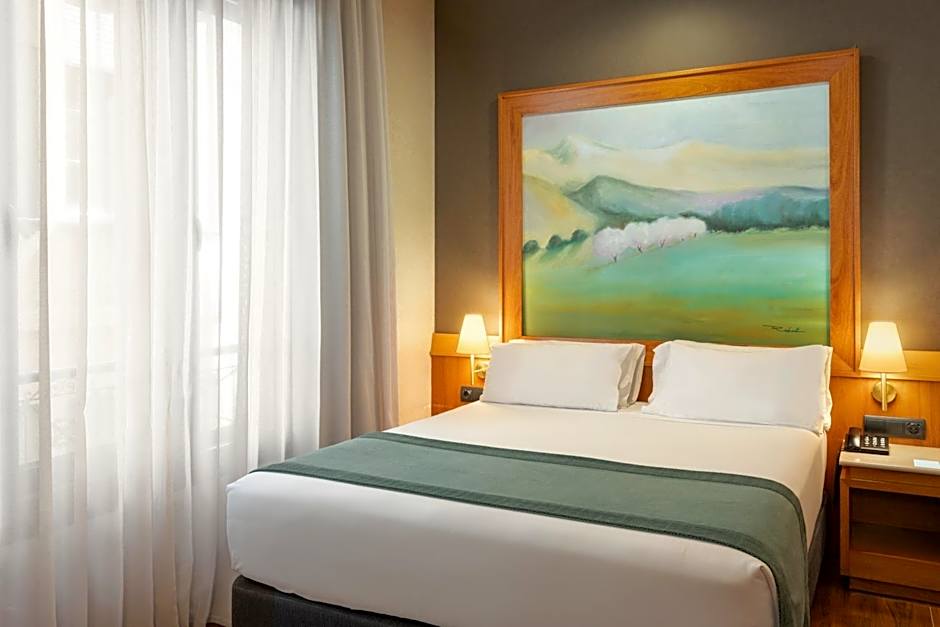 Catalonia Excelsior Hotel