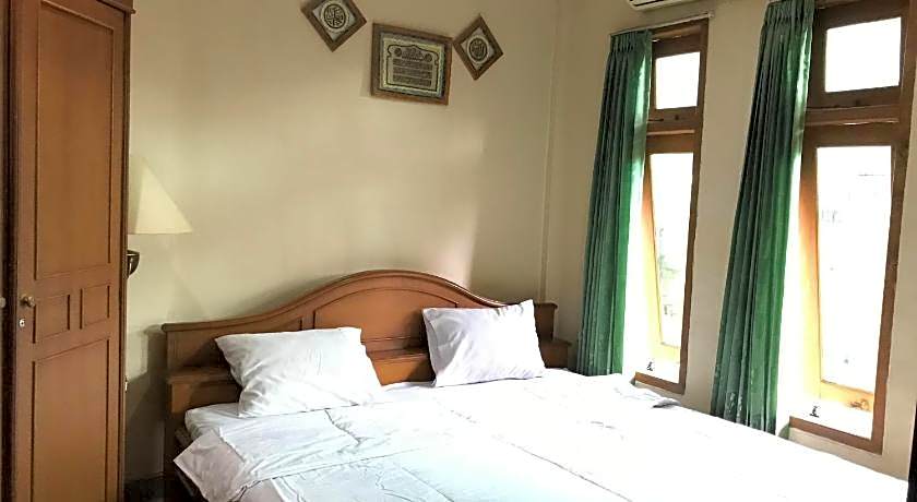 Wisma Atma Bhakti near Solo Square Mitra RedDoorz