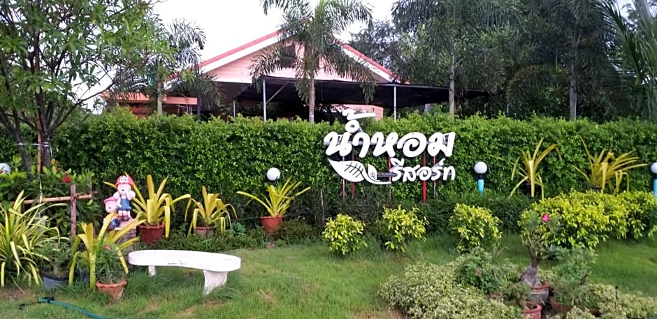 Numhom Resort