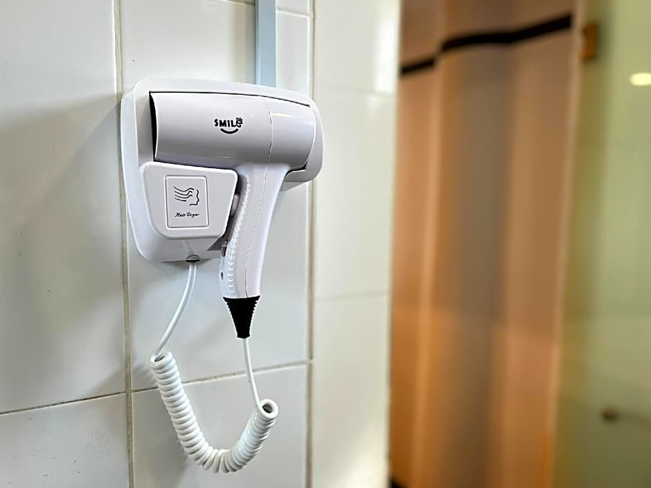 Smile Hotel Shah Alam ICity