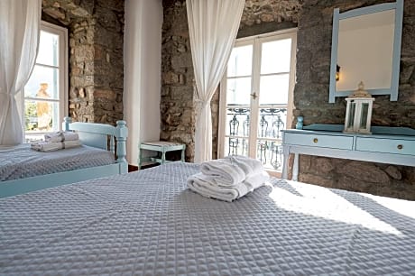 Quadruple Room with Sea View