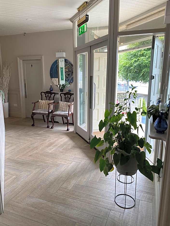 The Town House Hotel