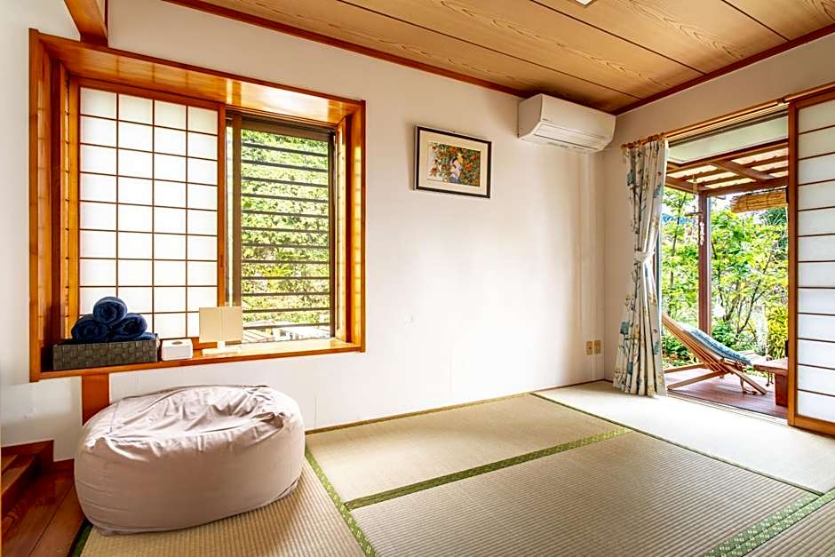Beach House Yomitan