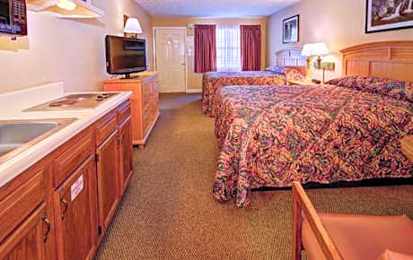 Deluxe Queen Room