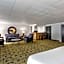 DoubleTree By Hilton Hotel Pittsburgh-Meadow Lands
