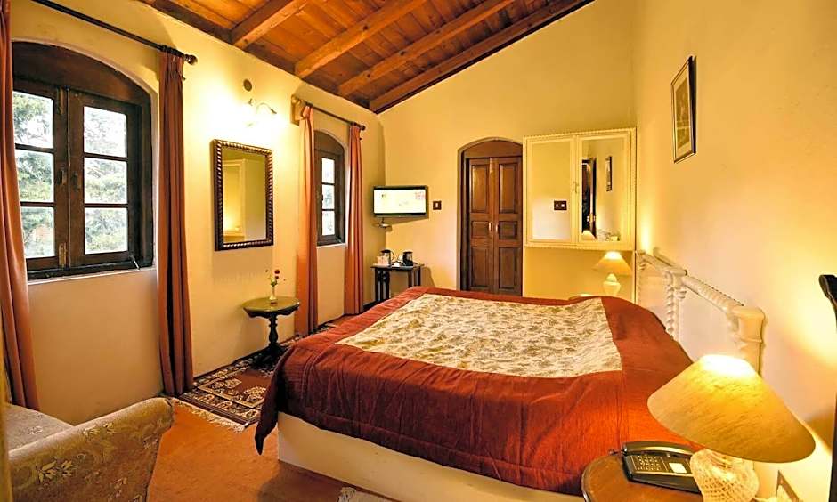 The Palace Belvedere Hotel