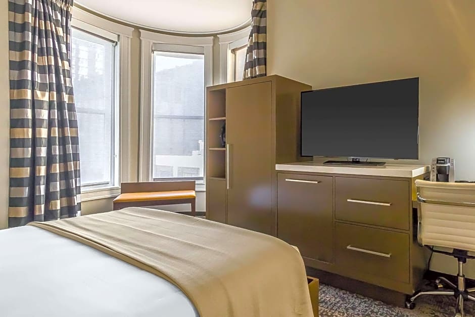 Hotel Napoleon, Ascend Hotel Collection
