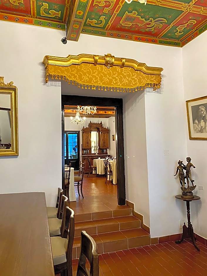 El Hotel de Su Merced