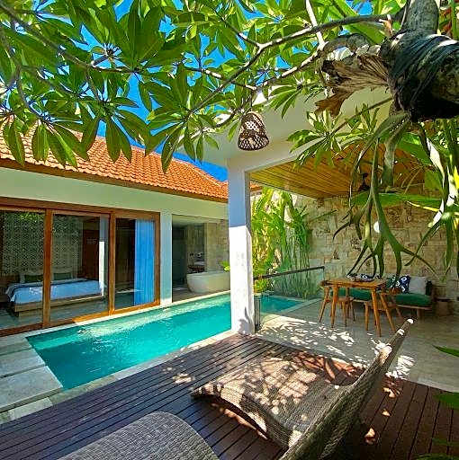 Danka Villa Sanur - Modern Tropical Balinese Villa