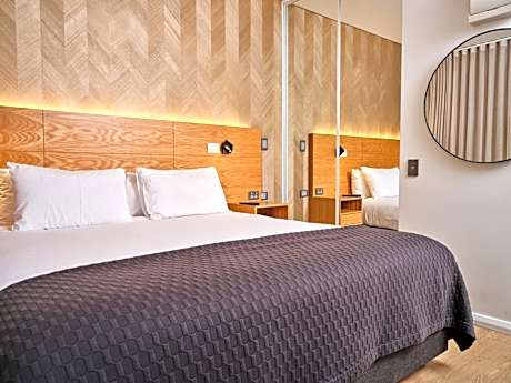 Deluxe King or Twin Room with Terrace