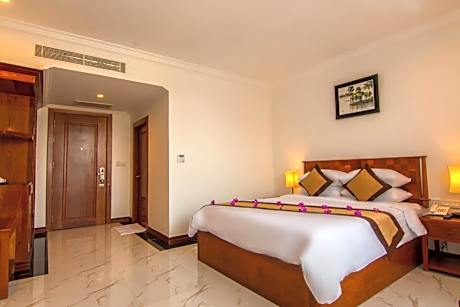 Deluxe Double or Twin No Breakfast