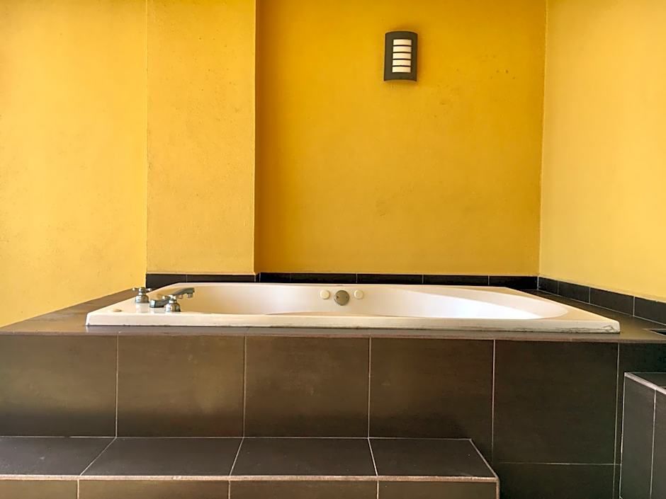 Andressa Mia Apartments