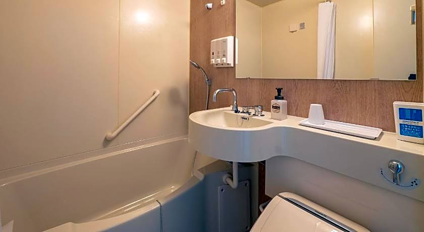 Toyoko Inn Tokyo Fussa-Ekimae Higashi-Guchi