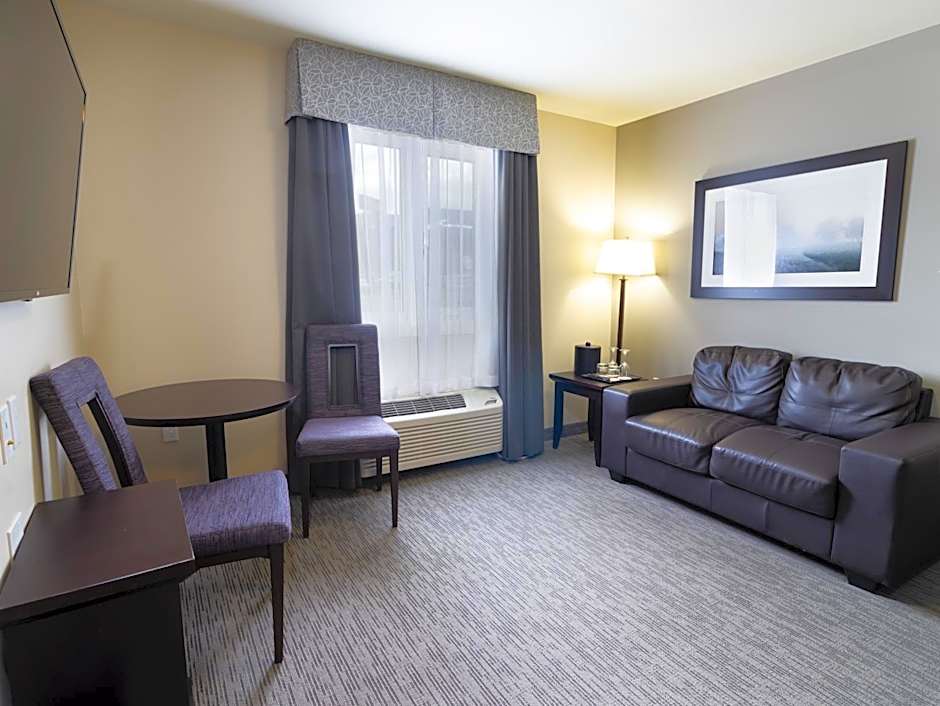 The Kanata by BCMInns Blairmore