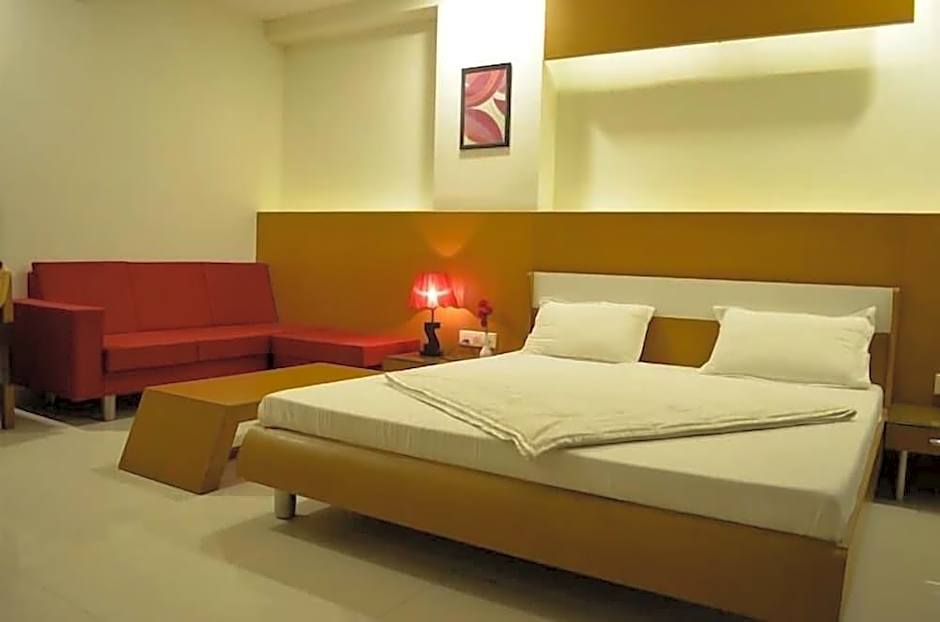 Hotel Somdeep Palace