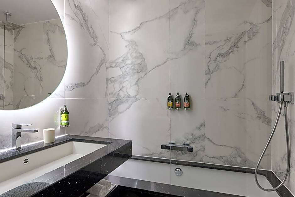 Fraser Suites Le Claridge Champs-Elysees