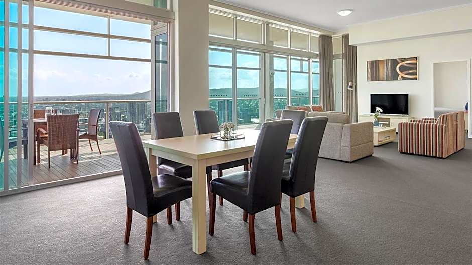 Oaks Brisbane Casino Tower Suites