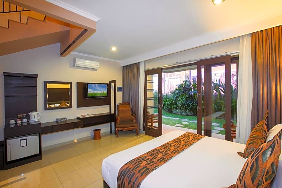 Flamingo Dewata Suite
