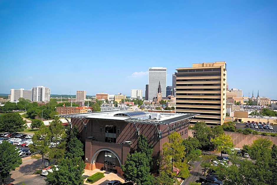 Ambassador Hotel Tulsa, Autograph Collection by Marriott