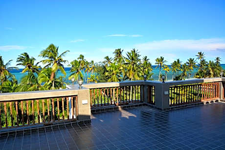 Zanoceanique Hotel