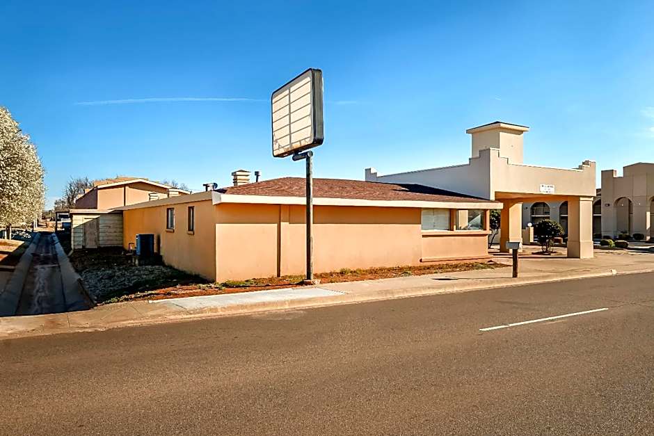 OYO Hotel Elk City OK Route 66