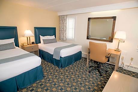 Deluxe Annex with Two Double Beds