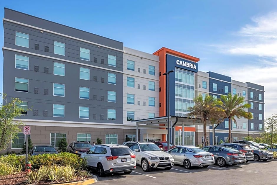 Cambria Hotel Orlando Airport