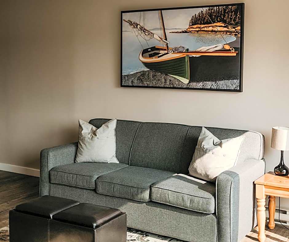 Page's Inn on Silva Bay